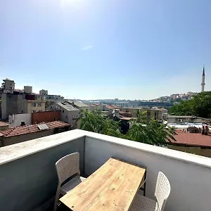 Отель Taksim Daylif