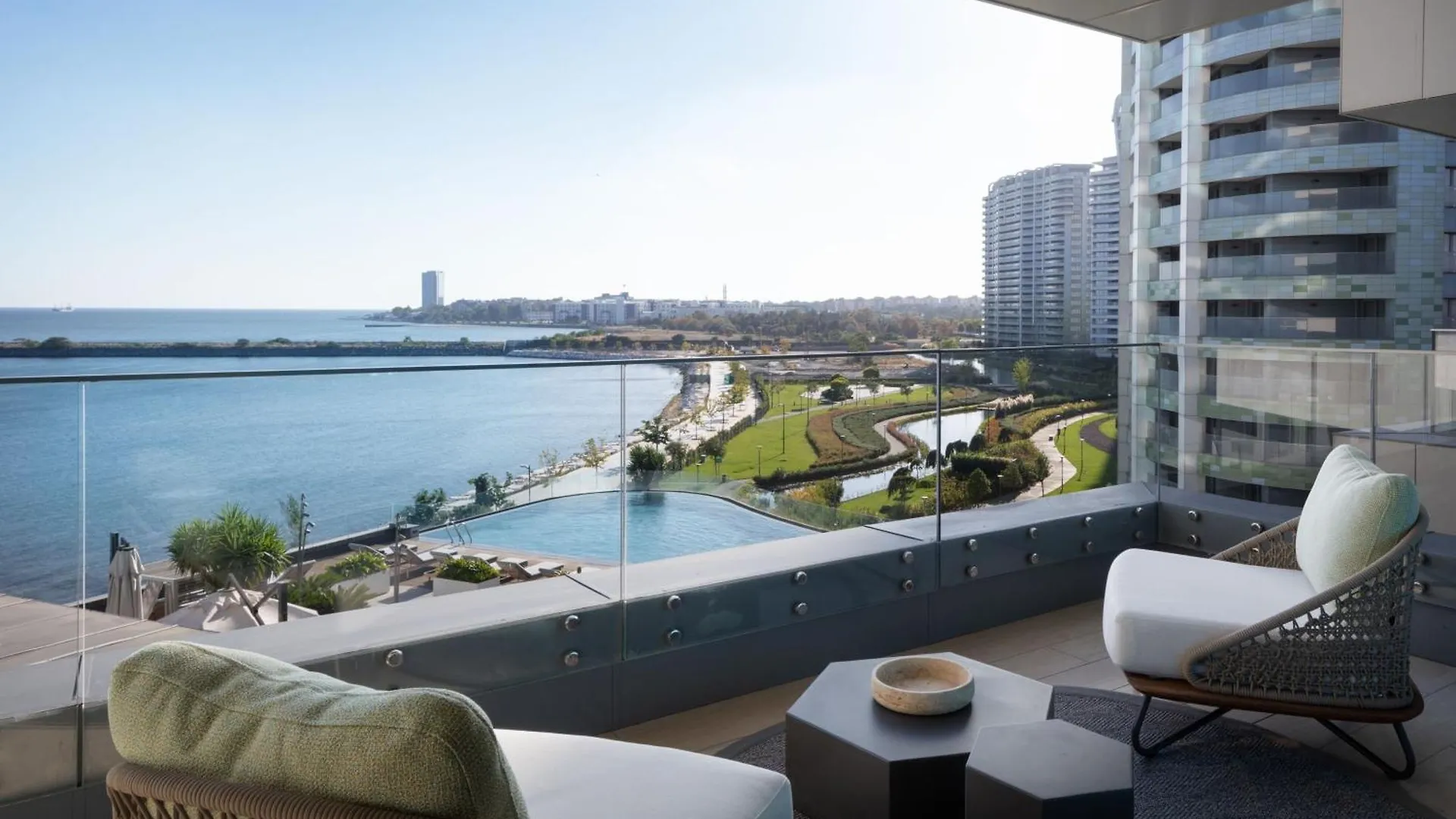 Jw Marriott Hotel Istanbul Marmara Sea