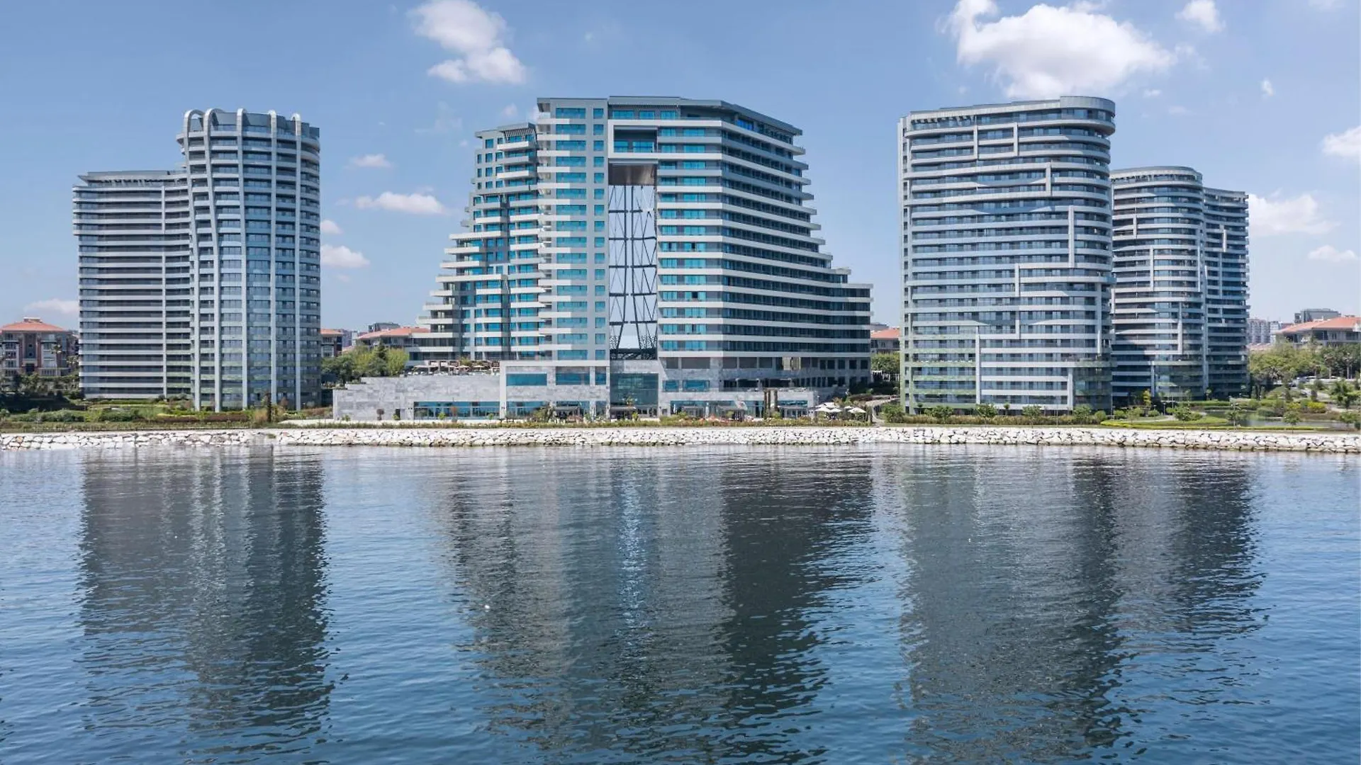 Jw Marriott Hotel Istanbul Marmara Sea